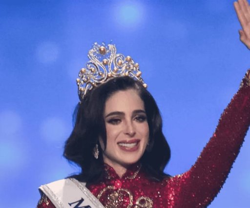 Fátima Bosch: Un Reinado de Miss Universo Marcado por la Controversia