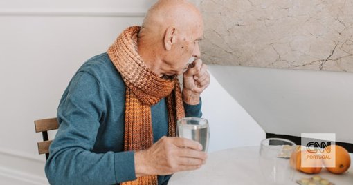 Pneumonia Mata 16 Pessoas por Dia e Aumenta Pressão sobre o SNS