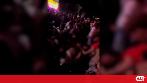 Estrutura metálica cede durante festival na Feira de São Mateus em Viseu
