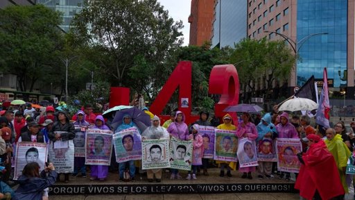 Gobierno de Sheinbaum mantiene compromiso de justicia en caso Ayotzinapa y condena violencia
