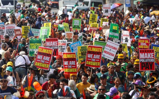 COP30 concluye con un acuerdo de mínimos que omite el abandono de combustibles fósiles