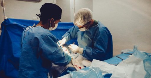 Mujer de 40 años muere tras lipoescultura en Delicias, Chihuahua