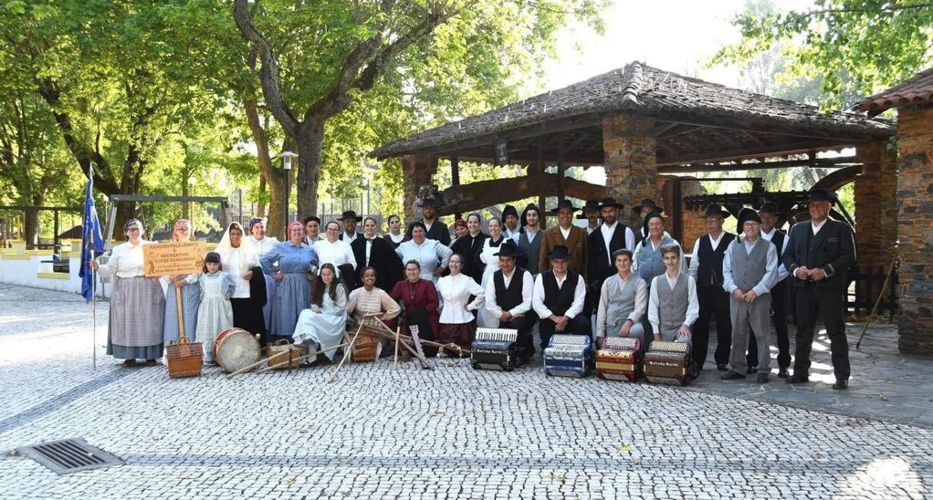 Raízes Folk Fest Leva Folclore do Mundo a Sete Concelhos do Centro de Portugal