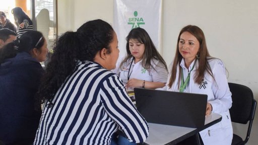 Ferias de Empleo en Múltiples Ciudades Buscan Reducir Brechas Laborales