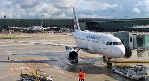 L'aéroport de Roissy : un géant économique au cœur des tensions environnementales