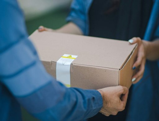 Fim da Isenção de Taxas para Pequenas Encomendas Causa Disrupção Global