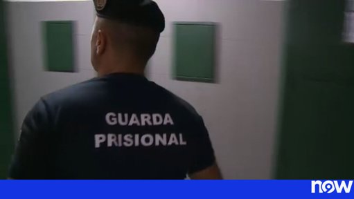 Reclusa transexual incendeia cela na prisão de Tires e fere cinco guardas