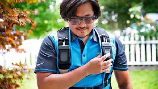 Amazon Acelera la Automatización con Nuevos Robots y Gafas Inteligentes