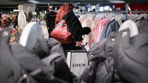 Ouverture d'une boutique Shein au BHV : entre succès commercial et vive polémique