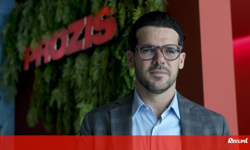 Benefícios Fiscais a Empresas de Figuras Públicas Geram Escrutínio