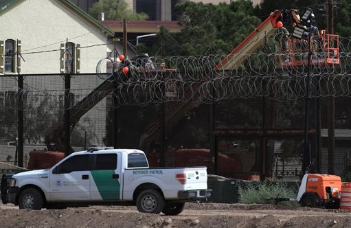 Políticas Migratorias y Redadas de ICE en Estados Unidos