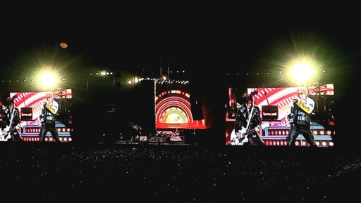 Guns N' Roses cierra su gira mundial con un explosivo concierto en la Ciudad de México