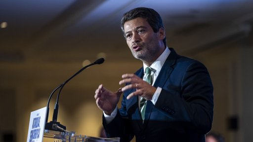 Candidatos dividem-se sobre eutanásia e regionalização, com Ventura a exigir referendos