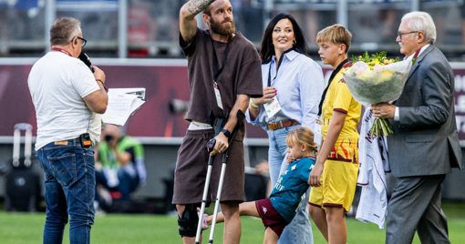 Alexandre Oukidja, opéré du genou, ne pense pas à la retraite