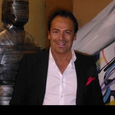 Cuestionan legitimidad de la jueza que condenó a Álvaro Uribe por no superar concursos