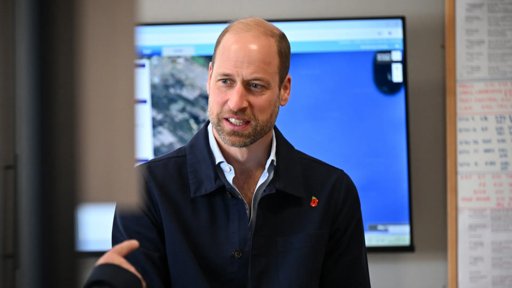 Príncipe William reflete sobre o "pior ano" e reforça laços com o Rei Carlos III