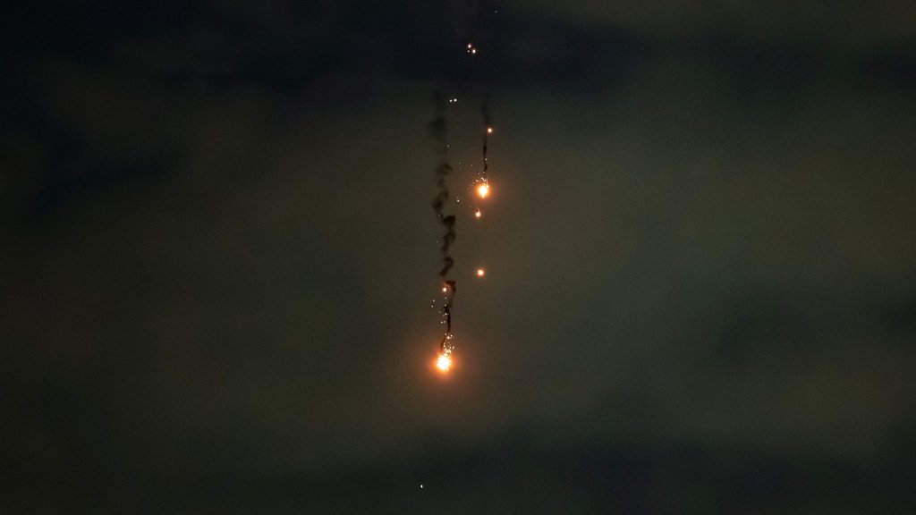 Ataques russos com drones intensificam-se e causam vítimas civis na Ucrânia