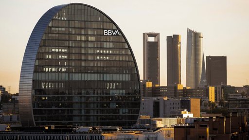 BBVA avanza en su OPA hostil sobre Sabadell en medio del rechazo de su cúpula