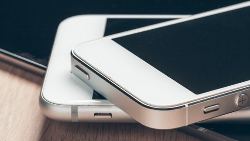 Mantenimiento Básico del iPhone: Cómo Solucionar Problemas de Carga y Rendimiento