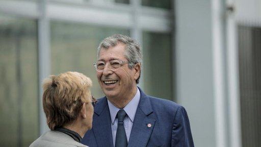 Patrick Balkany, définitivement inéligible, poursuit néanmoins sa campagne
