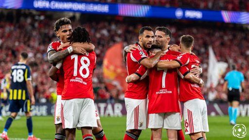 Benfica Prepara Estreia na Champions com Lesões a Condicionar Opções