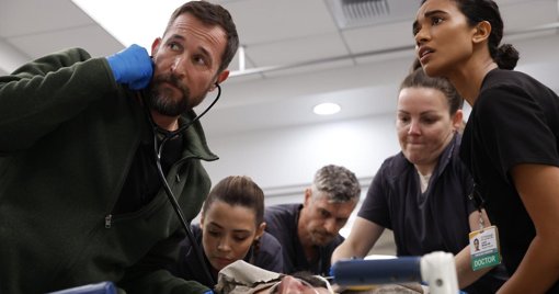 Retour acclamé pour "The Pitt", la série médicale qui continue de redéfinir le genre