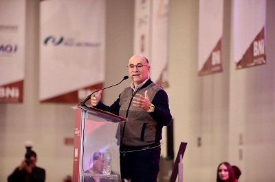 Proponen Premio Municipal para Bomberos en Honor a Veterano con 73 Años de Servicio