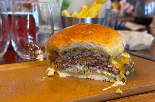 BLADE Lança Hambúrguer Exclusivo e de Edição Limitada