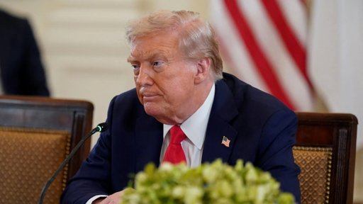 Política de tarifas de Trump declarada ilegal em tribunal