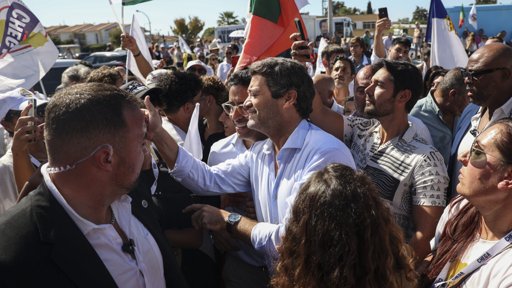 Aprovação da Lei de Estrangeiros evidencia nova dinâmica de poder no Parlamento