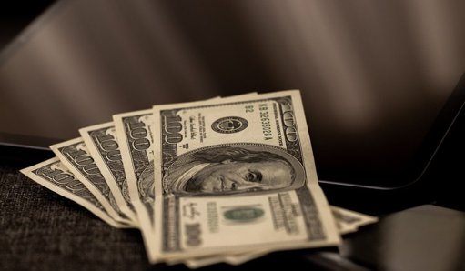 Remesas Superan los US$10.800 Millones y Sobrepasan Ingresos por Petróleo y Carbón