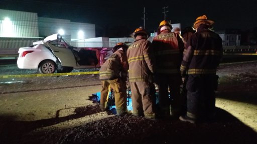 Choque entre automóvil y tráiler deja dos muertos en la carretera León-Silao
