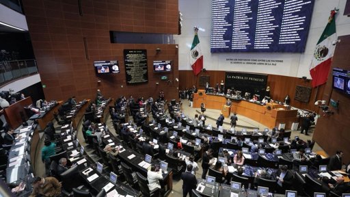 Senado aprueba Ley de Ingresos 2026; oposición denuncia "deuda endemoniada"