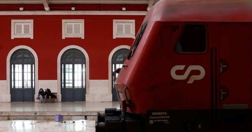 Revisores da CP em greve parcial de dez dias por melhores condições e segurança