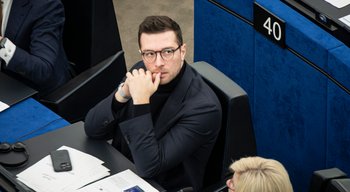 Líderes Europeus Divididos sobre Estratégia de Trump e Apoio à Ucrânia