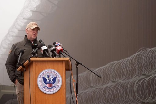 EE.UU. triplica incentivo económico para fomentar la “autodeportación” de migrantes