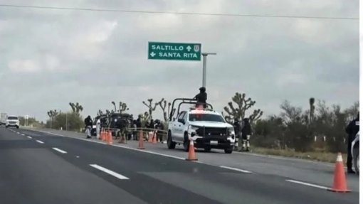 Hallan cuerpo destrozado en carretera de Doctor Arroyo, Nuevo León