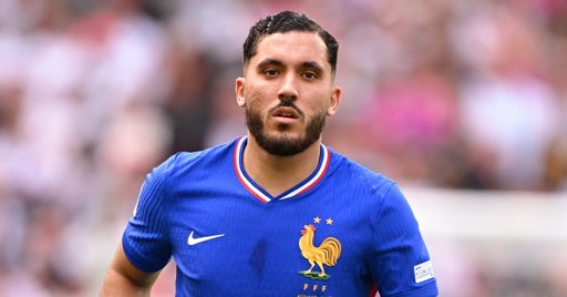 Rayan Cherki, l'ex-prodige de l'OL, devient incontournable en Équipe de France