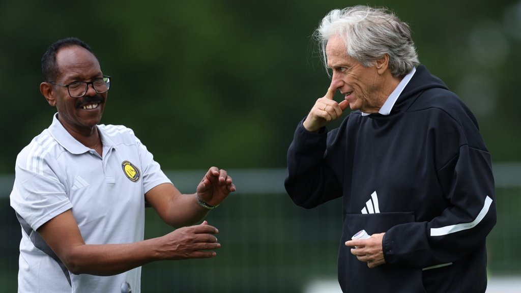 Al Nassr ativo no mercado para reforçar equipa em torno de Ronaldo