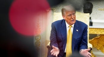 Interferência de Trump em Instituições Económicas