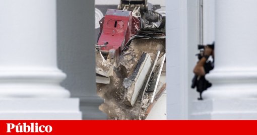 Trump Inicia Demolição da Ala Leste da Casa Branca para Construir Salão de Baile