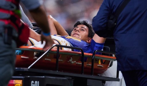 Lesión de José Juan Macías agrava la crisis de delanteros en Pumas