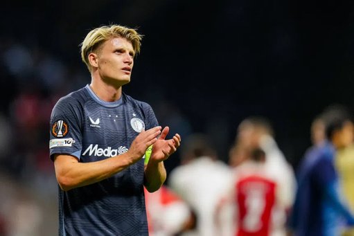 Derrota em Braga gera tensão no Feyenoord com acusações de egoísmo