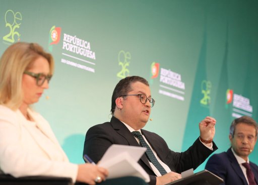 Governo Revoga Adicional sobre a Banca e Procura Nova Forma de Tributação para o Setor