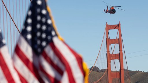 Trump Envia Forças Federais para Cidades Americanas e Enfrenta Resistência Legal