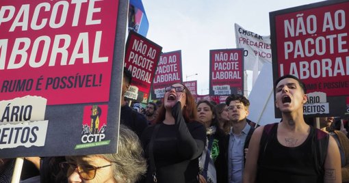 Proposta de Reforma Laboral do Governo Gera Forte Contestação e Greve Geral