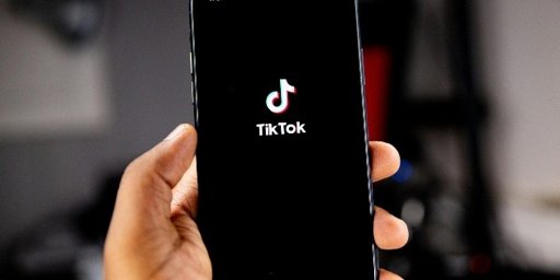 TikTok Refuerza la Transparencia sobre IA con Nuevas Herramientas de Detección y Etiquetado