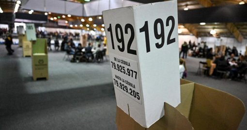 Cifra récord de 69 comités buscan aval presidencial por firmas para 2026