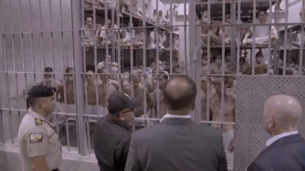 Venezuela abre investigación contra Bukele por presuntos crímenes de lesa humanidad a migrantes