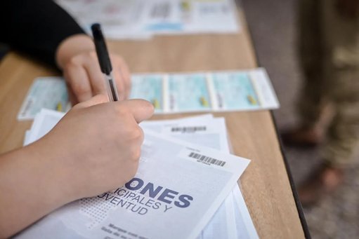 Histórica participación y denuncias de fraude marcan elecciones de Consejos de Juventud en Ibagué